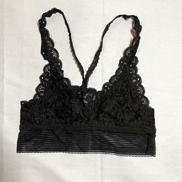 Victoria’s Secret Bralette - Picture 1 of 3